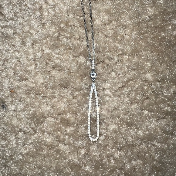 Swarovski silver teardrop necklace - Picture 1 of 2